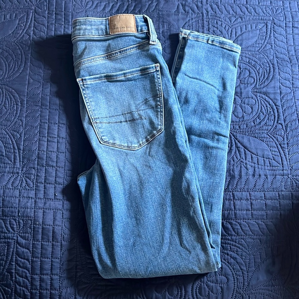 AEO Size 4 skinny jeans